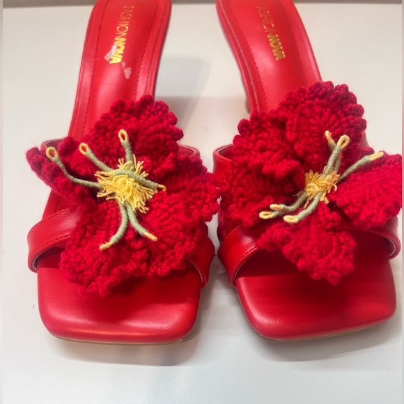 🛍️ FASHION NOVE Red knit Floral Open Toe slip on sandals, mules heels size 7.5 - Picture 9 of 12